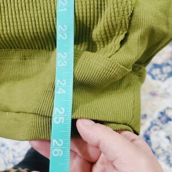 Free People Santa Clara Thermal Waffle knit long sleeve Dolman in Ferngully NWT - Picture 13 of 13